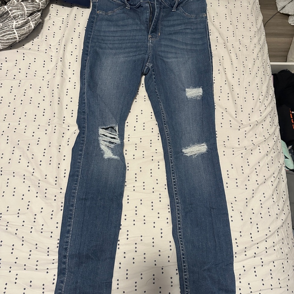 Hollister Distressed Jean leggings 5s